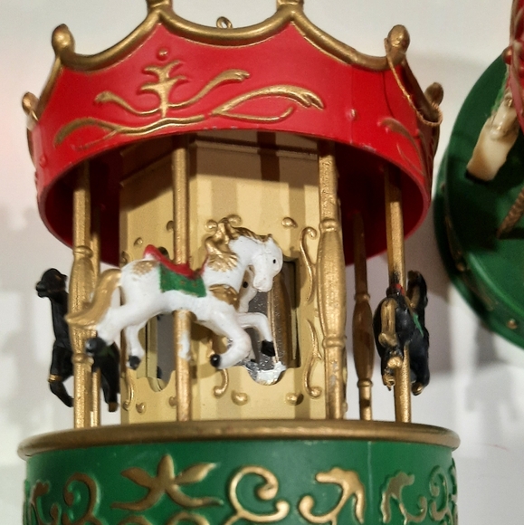 Vintage Merry-go-round Ornaments - Picture 2 of 7